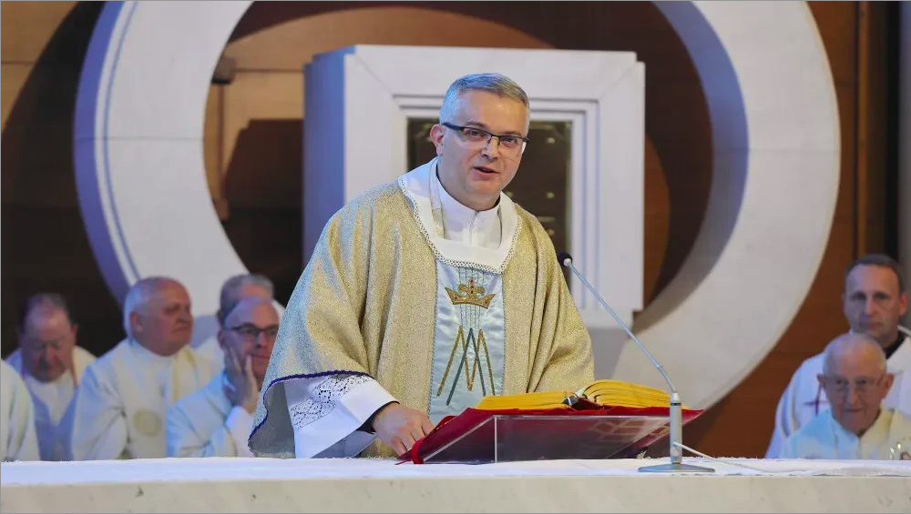 Tri želje novega jezuitskega provinciala p. Marjana Kokalja...